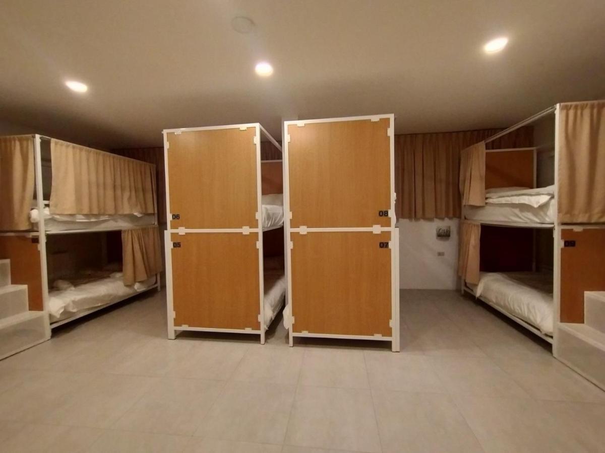Breeze Hostel Jomtien Beach Exterior foto