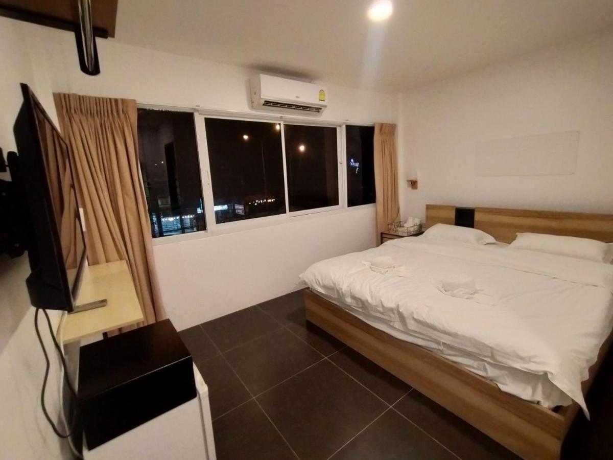 Breeze Hostel Jomtien Beach Exterior foto